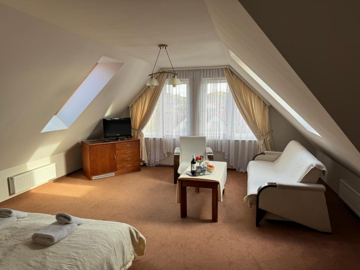 Politechnika Warszawska Osrodek Wypoczynkowy Hotell Sarbinowo Exteriör bild