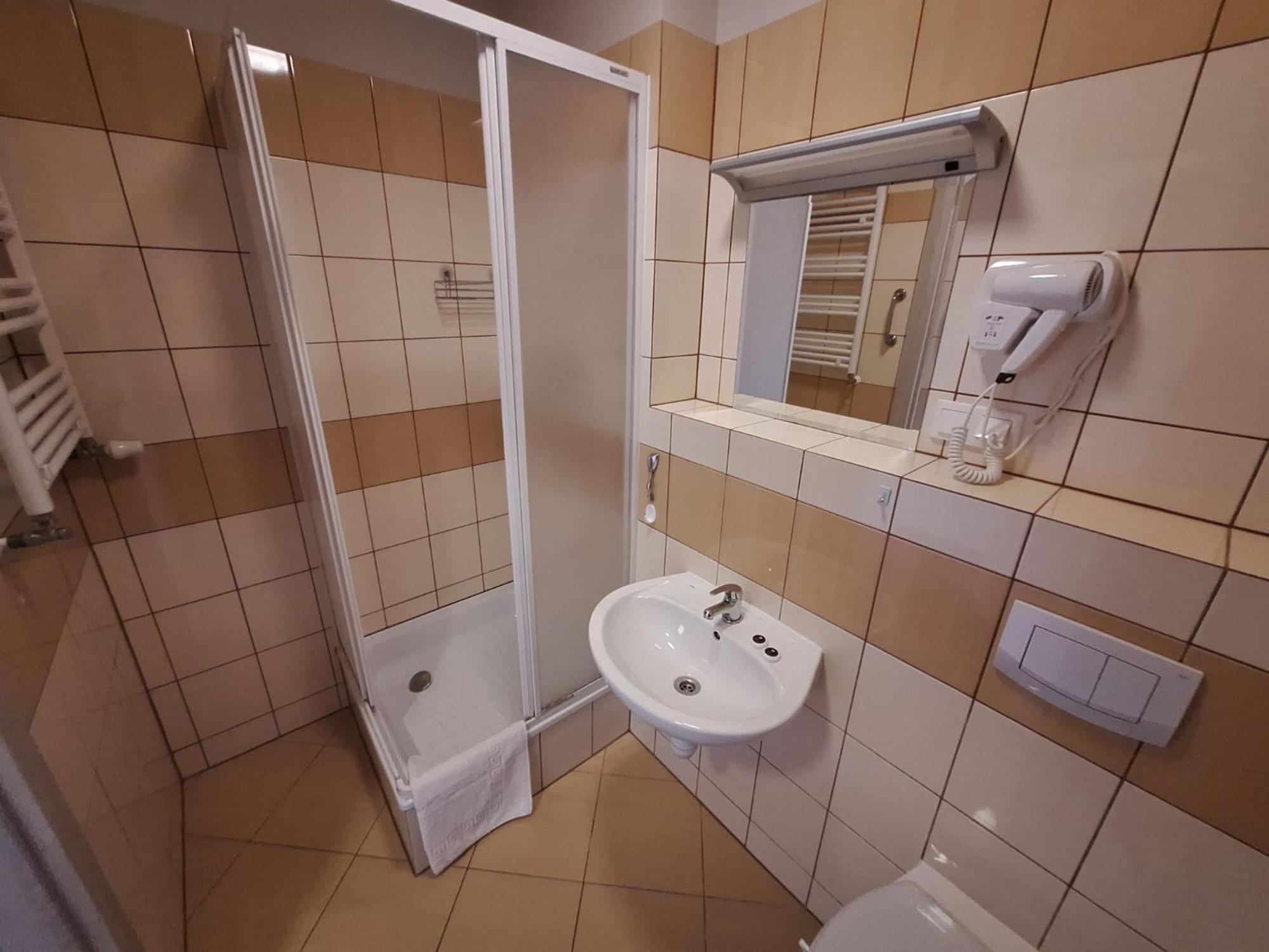 Politechnika Warszawska Osrodek Wypoczynkowy Hotell Sarbinowo Exteriör bild
